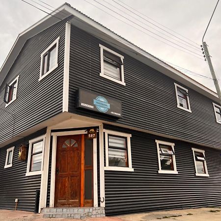 Hostal B&B Coastal Natales Puerto Natales Exterior photo